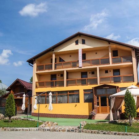 Hotel Pensiunea Nicol à Valea Iasului Extérieur photo