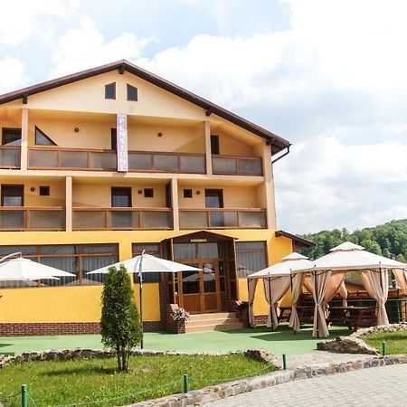 Hotel Pensiunea Nicol à Valea Iasului Extérieur photo