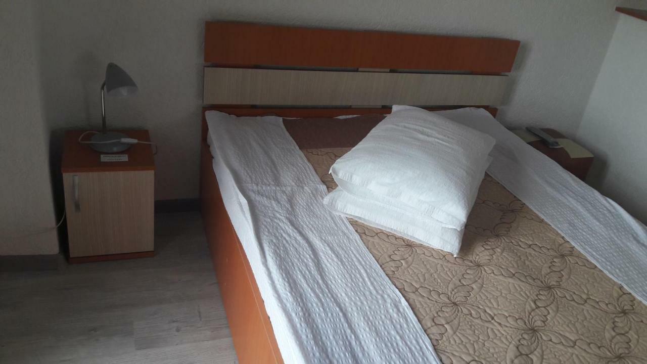 Hotel Pensiunea Nicol à Valea Iasului Extérieur photo